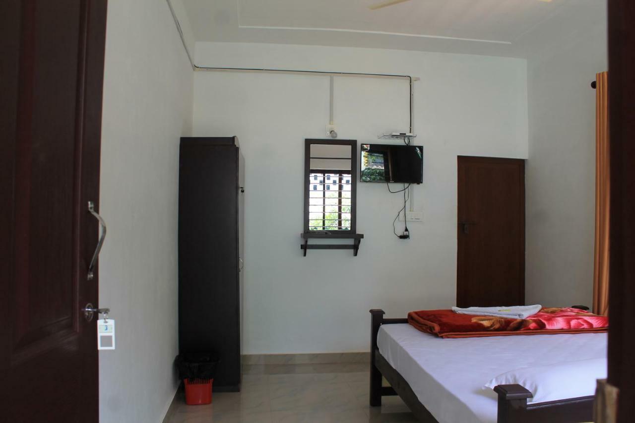 Woodside Homestay Wayanad Batheri Buitenkant foto